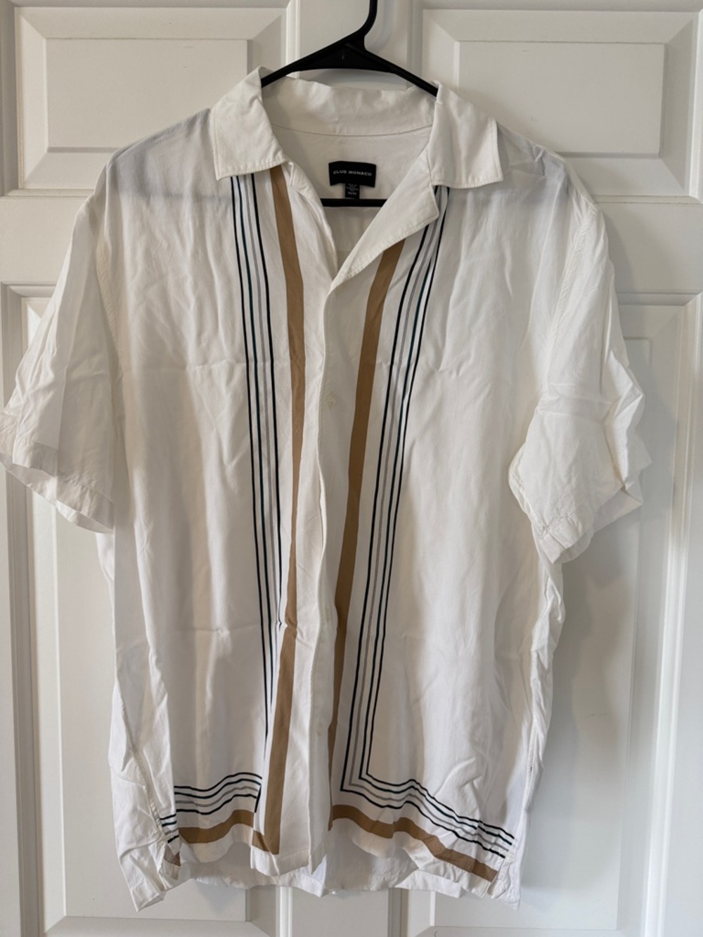 Club Monaco White Short-Sleeve Button-Down Shirt with Tan and Blue Stripes